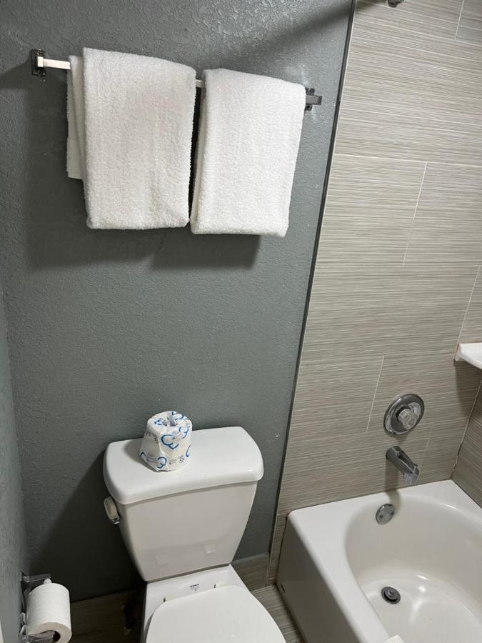 Brandon Motor Lodge Extérieur photo