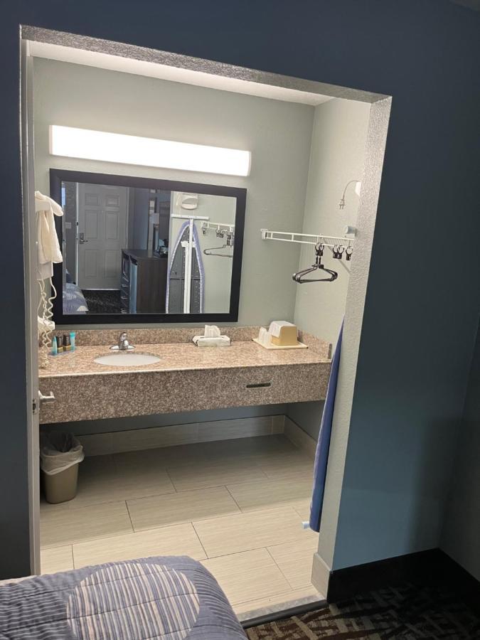 Brandon Motor Lodge Extérieur photo